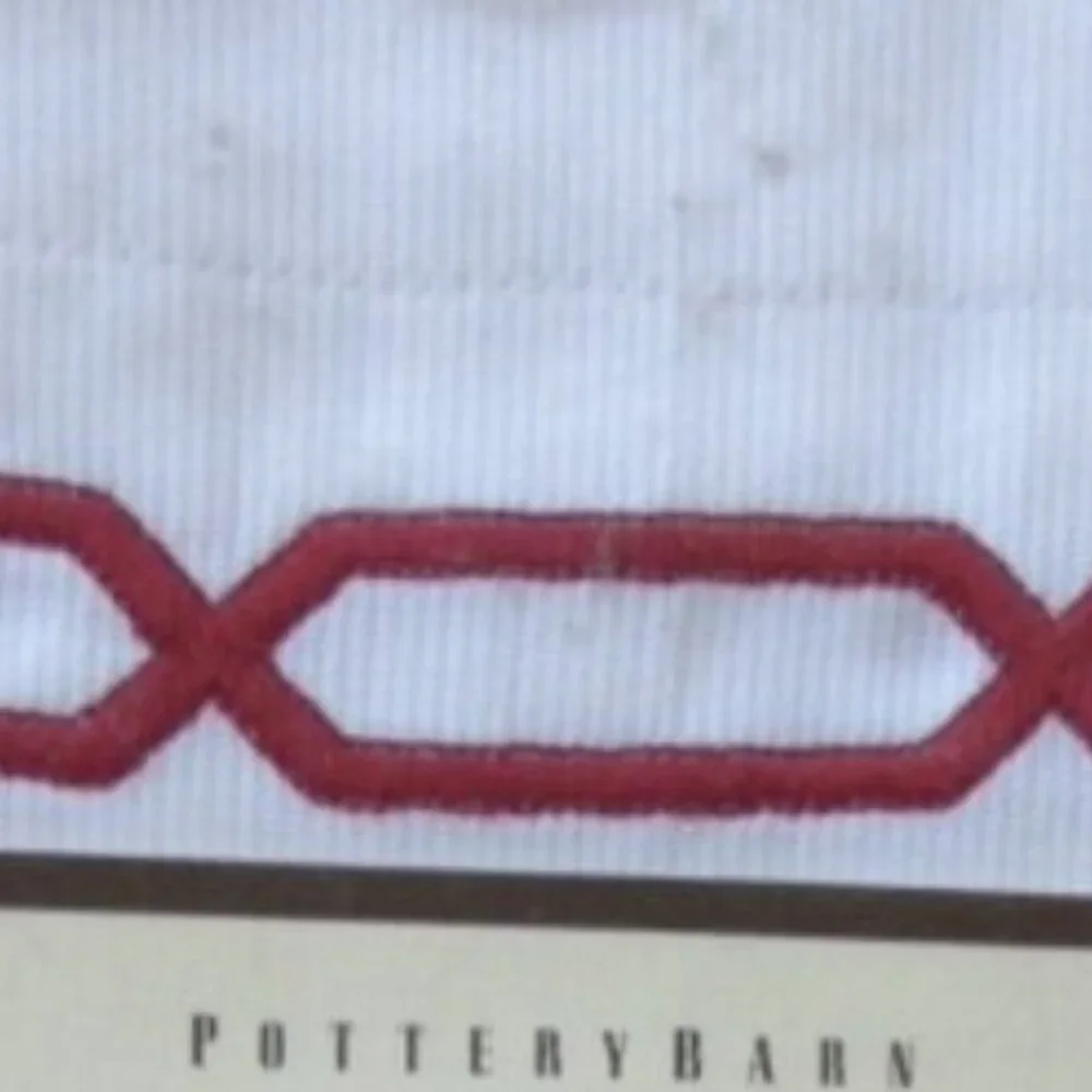Pottery Barn Chain Duvet cover.white mattelasse cotton embroidered red NWT Q